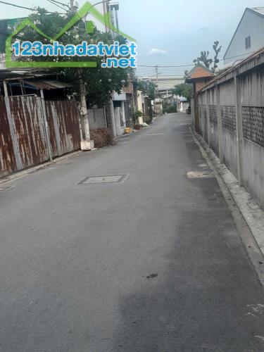 MT LÔ GÓC KO LG HÔNG - NỞ HẬU ĐẸP - CHÍNH CHỦ TRANG BÌA - 81,6M2 2 Tầng - TIỆN ÍCH BAO