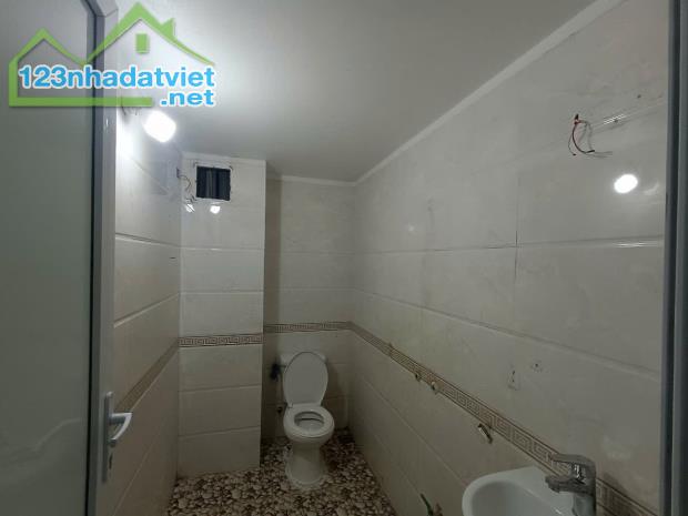 BÁN NHÀ KĐT DƯƠNG NỘI Ô TÔ TRÁNH VỈA HÈ RỘNG DT 55M 5T MT 5M GIÁ 13,9 TỶ - 3