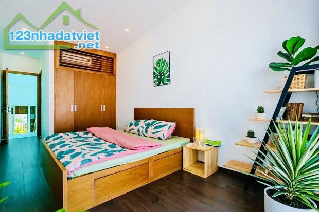 NGUYỄN TRÃI - QUẬN 1 - HẺM 8M KINH DOANH ĐỈNH - DTSD: 180M2 - 4 TẦNG - GIÁ 14 TỶ - 2