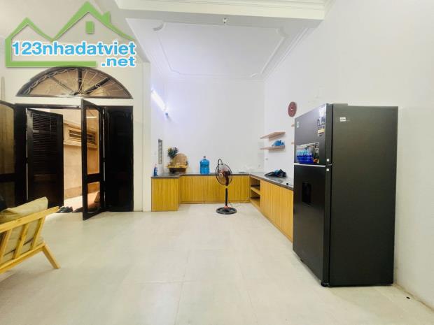 HIẾM phố Thái Hà Đống Đa, 50m2, mặt tiền hơn 6m, cách phố 30m chỉ 10.5 tỷ - 3