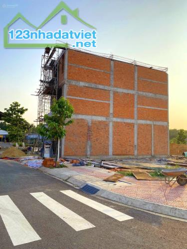SỞ HỮU NHÀ RIÊNG CHỈ 390TR cô chú anh chị cần tư vấn LH zalo 0981 269 279 - 3