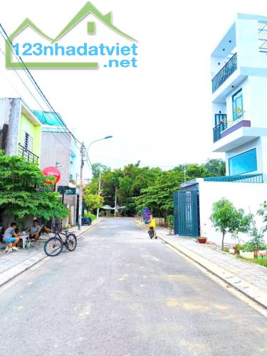 BÁN NHÀ 2 TẦNG, 56M2, NGÕ LÃ XUÂN OAI, LONG PHƯỚC, Q.9 - GIÁ CHỈ 3.3 TỶ