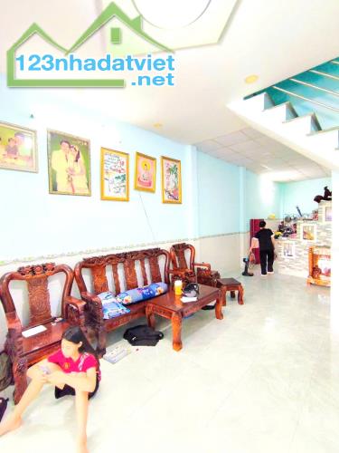 BÁN NHÀ 2 TẦNG, 56M2, NGÕ LÃ XUÂN OAI, LONG PHƯỚC, Q.9 - GIÁ CHỈ 3.3 TỶ - 1