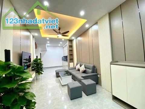 CHÍNH CHỦ CẦN BÁN CĂN NHÀ 5 TẦNG TẠI LẠC LONG QUÂN CẦU GIẤY 1 SIÊU PHẨM MÀ GIÁ CHỈ HƠN 7 Đ - 1