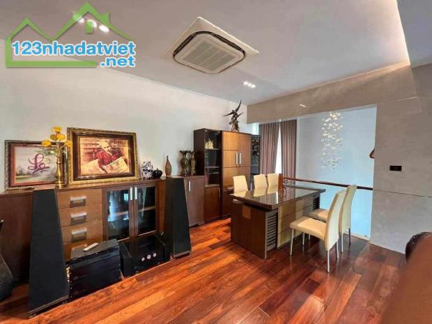 BÁN NHÀ VÕNG THỊ GẦN HỒ TÂY - Ô TÔ - DT 50M2. MT 5M  - 15.8 TỶ - SỔ ĐỎ - 2