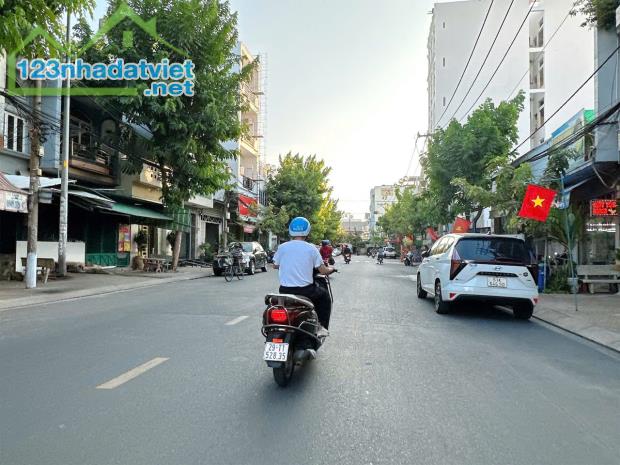 GẤP BÁN nhà HXH tránh Nguyễn Phúc Chu 4 lầu ngang 6.4m 109m2 sát đường gần trường 11.5 tỷ. - 4