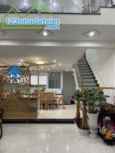 BÁN NHÀ MẶT TIỀN BÀ TRIỆU VŨNG TÀU B1204