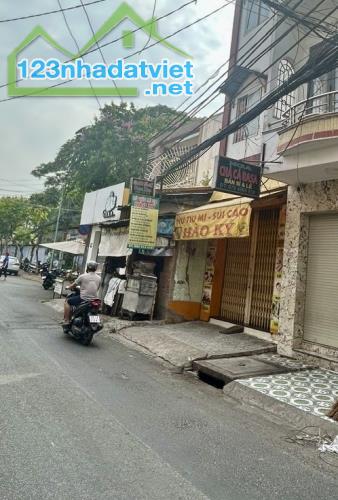BÁN NHÀ MẶT PHỐ QUẬN 4 - VỊ TRÍ VÀNG - 142M2 - 12.5 TỶ - SỔ HỒNG CHÍNH CHỦ - 1
