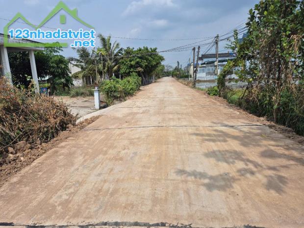Bán đất 25x68m,  đường bê tông,   xã Đức Hòa Thượng, Đức Hòa, Long An.giá bán 5.2 tỷ, - 1