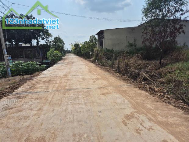 Bán đất 25x68m,  đường bê tông,   xã Đức Hòa Thượng, Đức Hòa, Long An.giá bán 5.2 tỷ, - 3