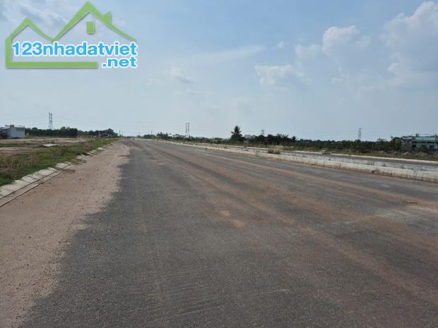 Bán đất 25x68m,  đường bê tông,   xã Đức Hòa Thượng, Đức Hòa, Long An.giá bán 5.2 tỷ, - 4