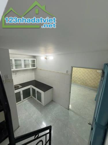Bán nhà diện tích 90 m2 sổ hòng riêng Bà Điểm, huyện Hóc Môn – Tp HCM.