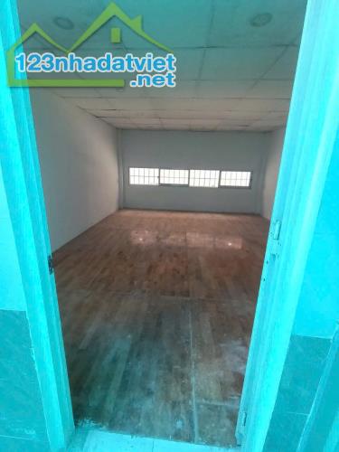 ngộp ngộp cần bán đất ngay trung tâm hóc môn giá chỉ 760tr - 2