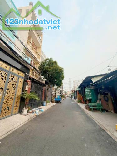 Mặt tiền kinh doanh Trung Mỹ Tây 12 – Q12 – 4 tầng- 104m2 – Sổ đẹp – Chỉ 7.8 Tỷ còn thương - 5
