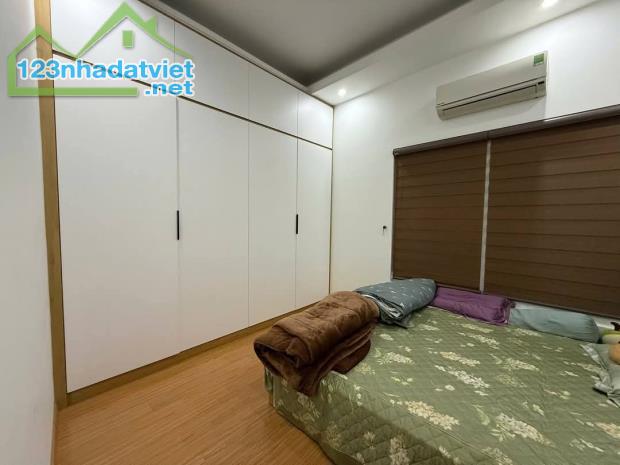 NHÀ HIẾM VÕNG THỊ - 5 MÉT RA OTO, CÁCH VÀI CHỤC MÉT RA HỒ TÂY LỘNG GIÓ - NHÀ ĐẸP Ở NGAY - 4