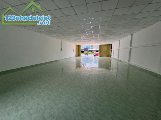 CHO THUÊ NHÀ MẶT TIỀN ĐƯỜNG NGUYỄN VĂN CỪ NGANG 10M GIÁ 35 TRIỆU - 1