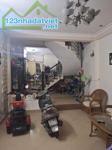 Sốc! Nhà 4 tầng 80m², View CV, Đ.10m – Nguyễn Văn Khối QV - 3