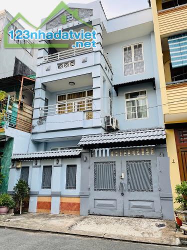 Bán nhà Lê Đức Thọ, P.6, Gò Vấp: 7 x 15, giá 14,5 tỷ.