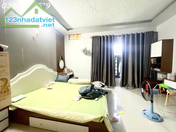 Nhà Bán Lê Đức Thọ,Khu Phân Lô Đồng Bộ ĐẸP 75m2 - 8 Tỷ - 1