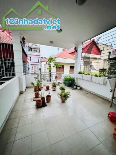 TRUNG KÍNH - PHÂN LÔ Ô TÔ - LÔ GÓC 3 MẶT THOÁNG, Ở SƯỚNG - 60m  CHỈ 19.3 TỶ - 3