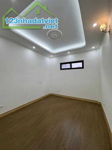 Nhà Đẹp Định Công Thượng-42m2x4T-Ô Tô Đỗ Cửa-20m Ô Tô Tránh-Chưa 6TỶ. - 2