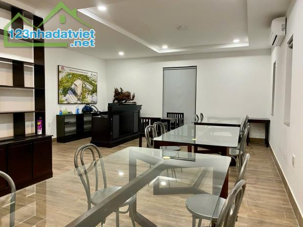 Cho thuê biệt thự khu đô thị Hưng Phú.Thích hợp khách ở hay kinh doanh/văn phòng