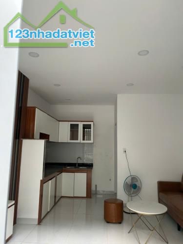 Bán nhà 2 tầng, ngang 4m x 6m , Q12, Phan Văn Hớn , chỉ 2,4 tỷ.