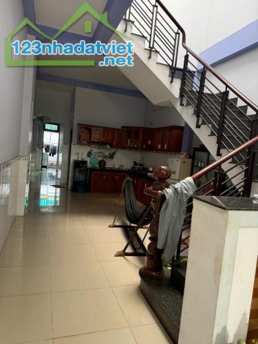 Bán nhà 4*36m lầu trệt 4pn . Mặt tiền Tân Xuân 3. Hóc môn - 2