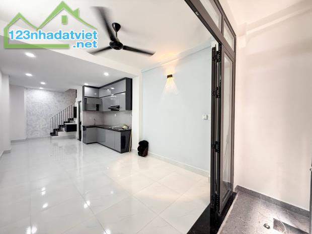 QUẬN 3 - HXH - NGUYỄN THIỆN THUẬT THÔNG BÀN CỜ - 4 TẦNG TỔNG DT SÀN 110M2-3,5❌10 NHỈNH 6TỶ - 3