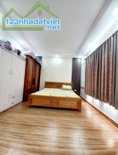 Bán nhà Trung Lực, Đằng Lâm, Hải An, Hải Phòng. 4 tầng, 35m2, 3,5 tỷ. Ngang 5m, t2 - 2