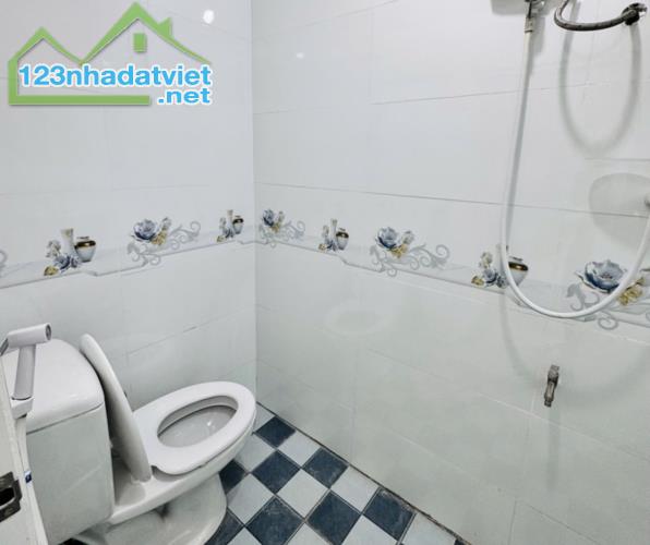 Hẻm xe hơi thông, Thống Nhất Gò Vấp, 46m2, Chỉ nhỉnh 4 Tỉ - 3