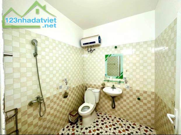 Bán nhà tại Trung Lực, Đằng Lâm, Hải An, Hải Phòng. 3 tầng, 48m2, 2,37 tỷ. Ngang 7,2m, t2 - 2