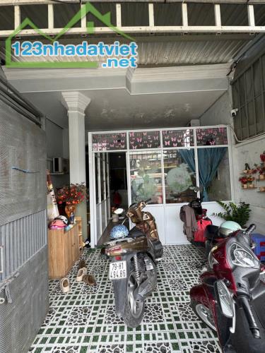 NHÀ (5x25) MẶT TIỀN TRẦN THỊ HÈ (HT42), HIỆP THÀNH, Q12 GIÁ TỐT 6.75 TỶ - 2