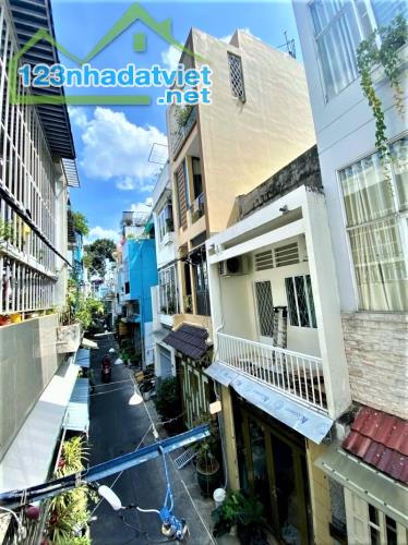CHỈ 7 TỶ X CÒN TL - HẺM XE HƠI KINH DOANH QUẬN 10 - SÁT MẶT TIỀN - DT 3.8*10M 4 TẦNG ĐÚC