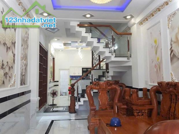 Nhà 4 Tầng (4x16) Đường 6m Hiệp Thành 45, Quận 12 Giá Rẻ hơn 5₫