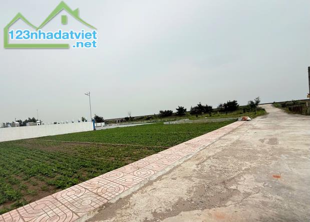 Chính chủ bán đất giao phong 100m2 cách biển 30m chỉ nhỉnh 2 tỷ - 1