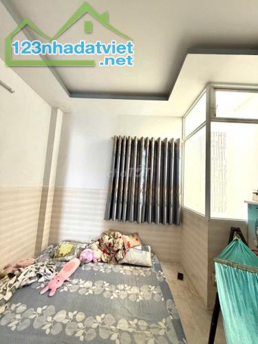 BÁN NHÀ CHÍNH CHỦ ĐƯỜNG QL 1A  HẺM XE HƠI  2 MẶT TIÊN  AN PHÚ ĐÔNG Q12 GIÁ 5TY - 3