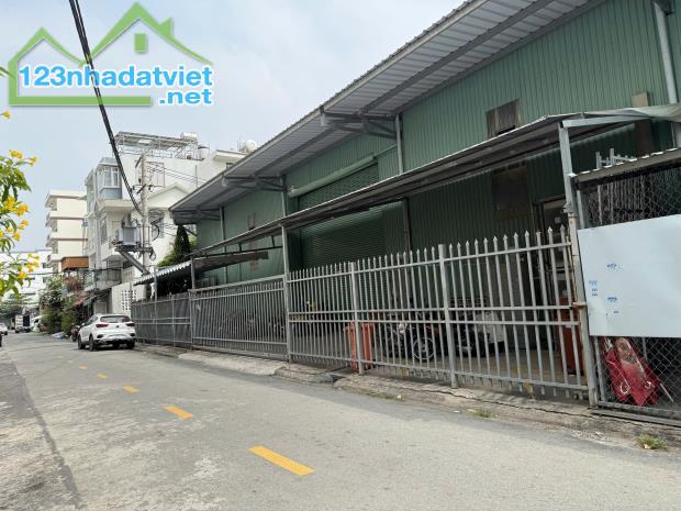 Cho thuê MB kho xưởng 800m2-4500m2 gần Ql1A, An Sương Quận 12 - 1