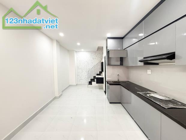 QUẬN 3 - HXH - NGUYỄN THIỆN THUẬT THÔNG BÀN CỜ - 4 TẦNG TỔNG DT SÀN 110M2-3,5❌10 NHỈNH 6TỶ - 2