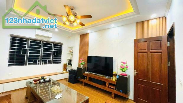BÁN NHÀ KHƯƠNG ĐÌNH - GIÁ 15,9 TỶ - Ô TÔ TRÁNH - KINH DOANH ĐỈNH - NHÀ 6 TẦNG THANG MÁY - 4