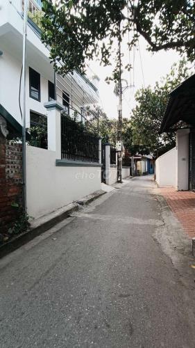KHÔNG ĐÂU CÓ MỘT MẢNH ĐẤT VỪA TÚI TIỀN NHƯ THẾ NÀY - 2