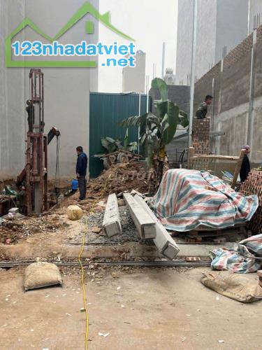 KHÔNG ĐÂU CÓ MỘT MẢNH ĐẤT VỪA TÚI TIỀN NHƯ THẾ NÀY - 1