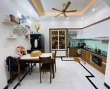 Bán Gấp Nhà 47m2, Xuân La, Ô Tô, Chỉ 9.5 Tỷ