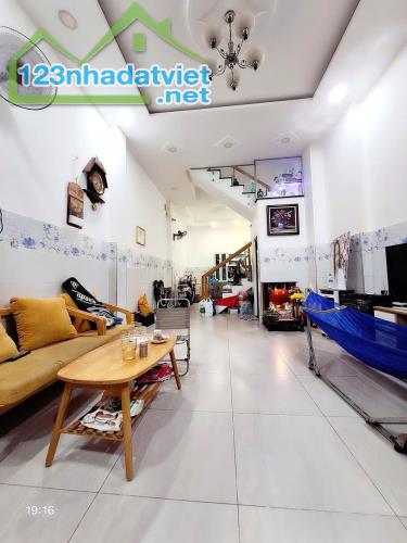 Bán Nhà Bình Tân, Mặt Tiền KD 3 Tầng, giáp Tân Phú chỉ 6 tỷ nhỉnh.