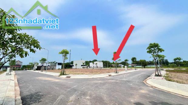 Kẹt tiền ngộp bank nên cần bán gấp lô đất 5x20, full thổ ngay VinHomes Củ Chi giá 1TY7 - 2