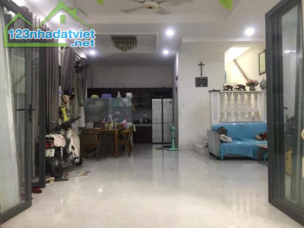 Bán gấp biệt thự full nội thất, 8x11 cn 85m2 Cống Quỳnh Quận 1 chỉ 19 tỷ - 4