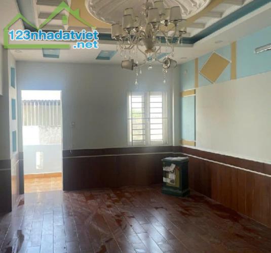 Chủ gửi: Cần bán nhà, giảm 300tr, còn 6ty499, 4x23m, 4 tầng, xe hơi vào nhà, Thới An, Q12 - 2