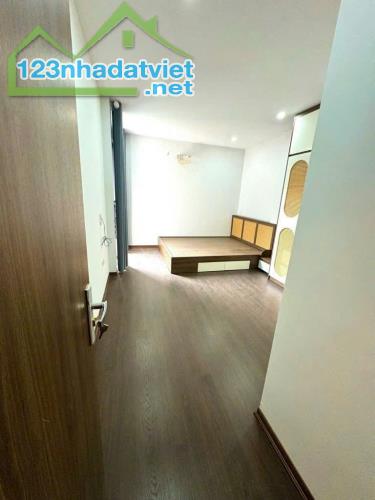 6 tầng thang máy - Ngõ nông gần phố - Nhà mới kính koong - TT Tây Hồ thông Võng Thị - - 1