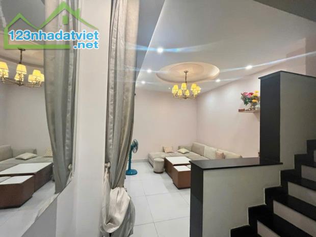 Bán Nhà gốc 2 mặt HXH Đề Thám, tương lai ra mặt tiền  4 tầng nhỉnh 14 tỷ - 2