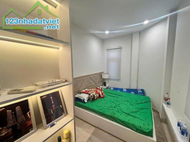 Bán Nhà gốc 2 mặt HXH Đề Thám, tương lai ra mặt tiền  4 tầng nhỉnh 14 tỷ - 4